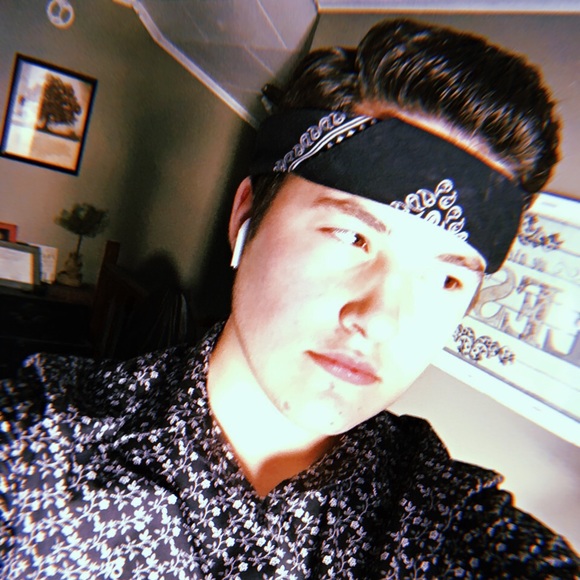 Meet your Posher, Mitchell - Picture 1 of 1